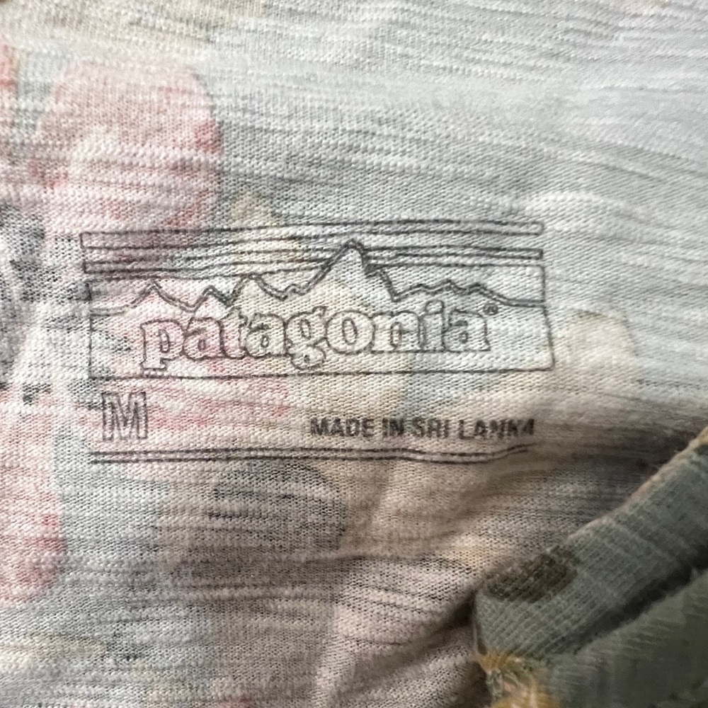 Women's Patagonia Medium Mini Dress with Floral Hibiscus Print - Picture 7 of 7